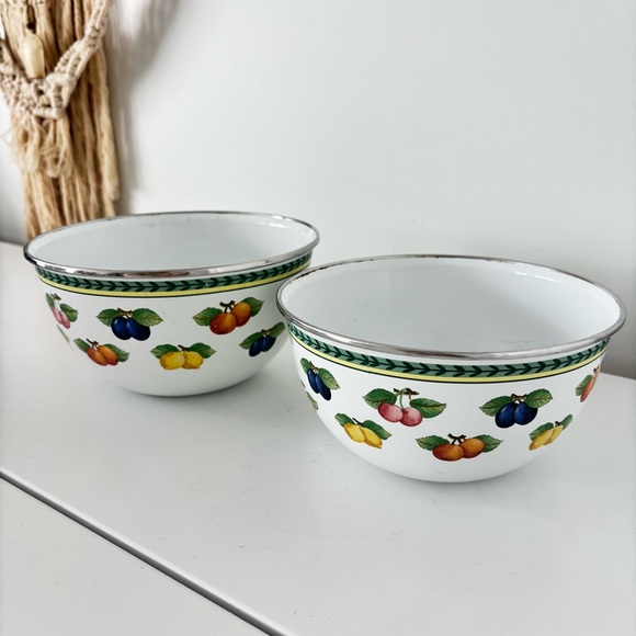 Villeroy & Boch Vintage SET OF TWO French Garden Metal serving Mixing Bowls - Picture 3 of 17